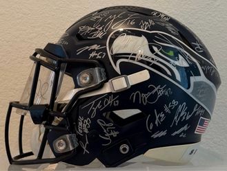 MY Game Worn NFL Seattle Seahawks Helmet Autographed by Russell Wilson Bobby Wagner Jimmy Graham Doug Baldwin Tyler Lockett Cliff Avril Michael Bennet