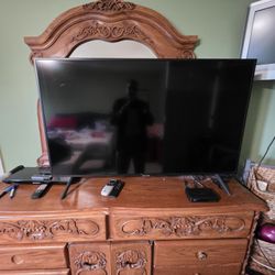 42" Samsung TV 