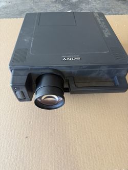 Sony Model VPL-S500U LCD Projector