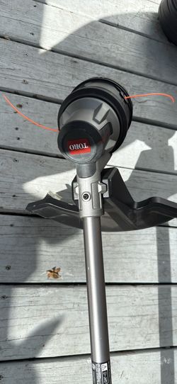 Toro Flex-Force 60-volt max 16-in Telescopic Shaft Battery String Trimmer