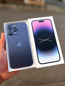 iPhone 14 Pro Max - Deep Purple - Unlocked - Mint Condition