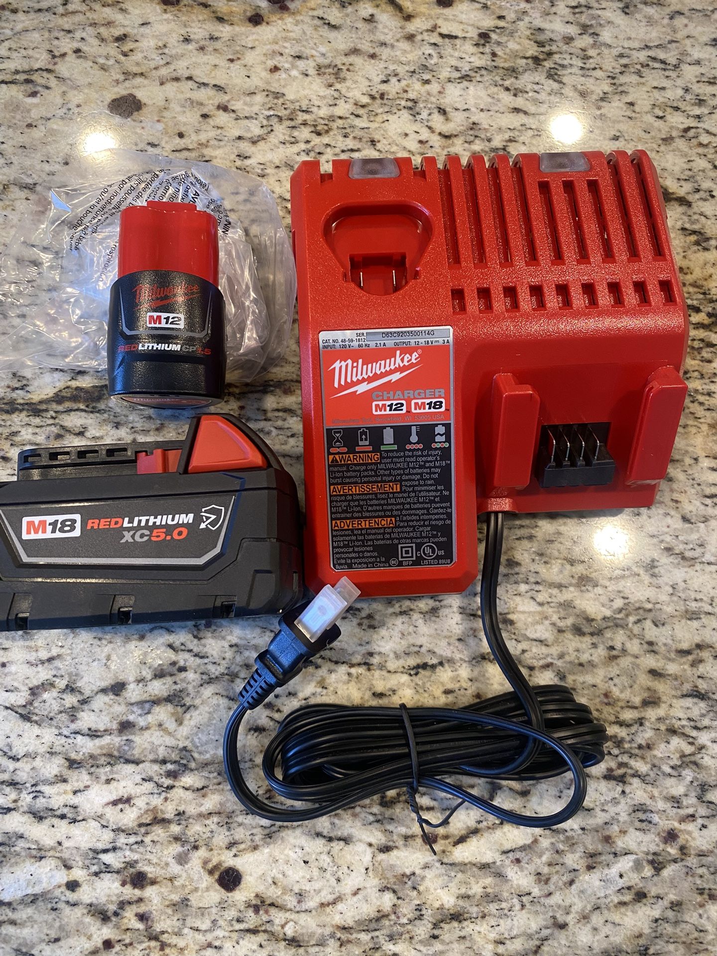 Milwaukee M18 M12 Battery Set With Charger