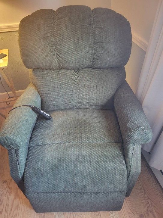 Electric Lift Recliner 