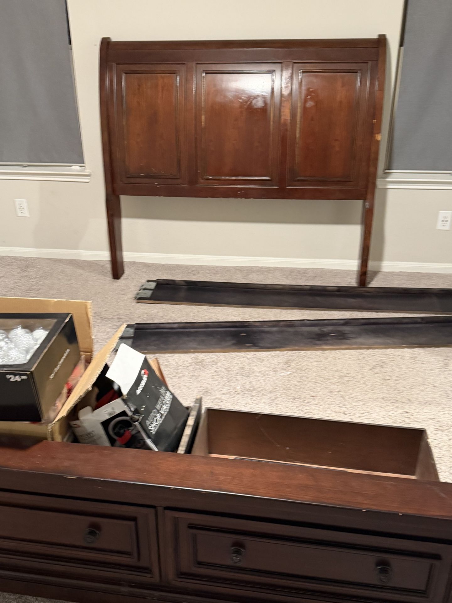 Wooden Platform Queen Frame