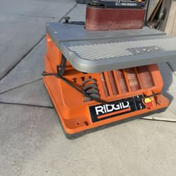 Bench Oscillating Sander