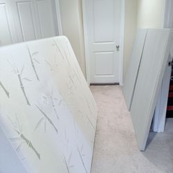 FREE Full-Size Mattress + Wood Slats (Pickup Only)