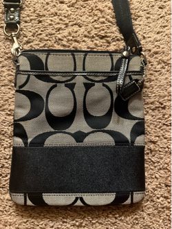 COACH CROSSBODY BAG A