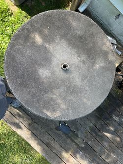 FREE - concrete table