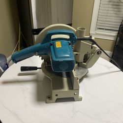 MAKITA TABLE SAW