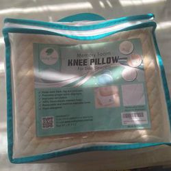 Cushy Form Memory Foam Knee Pillow For Side Sleepers New In Box