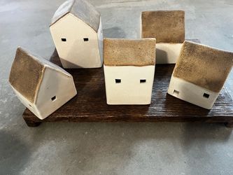 Gently used 5 Beautiful glazed houses