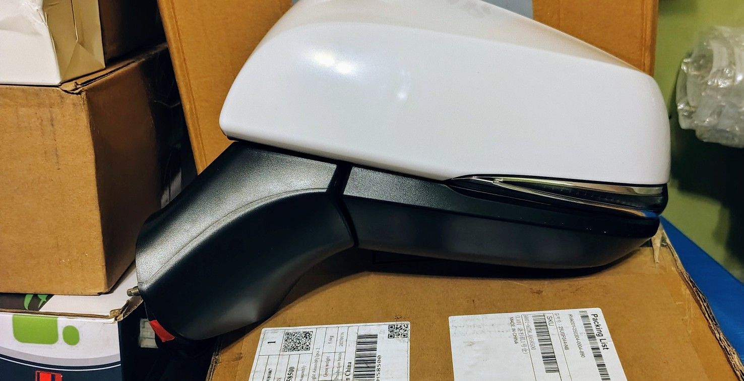Toyota RAV4 2019 White Side Mirror Left
8 wired power lamp heat bsm