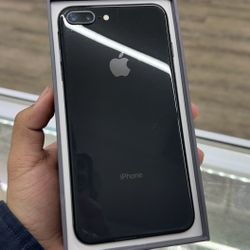 iPhone 8 Plus 