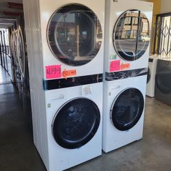 LG ThinQ WashTower Single Unit Front Load Washer 4.5 Cubic Feet  AND  Gas Dryer 7.4 Cubic Feet MMI