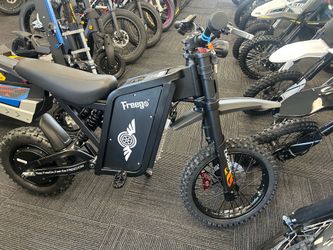 Freego X0 Mini Dirt Bike 3600W/60V 40MPH/20-50 Miles Range.