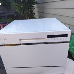 Portable Dishwasher EDGESTAR