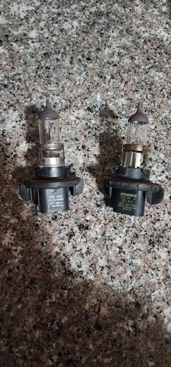 Sylvania And Bosla H13 Front Headlamps