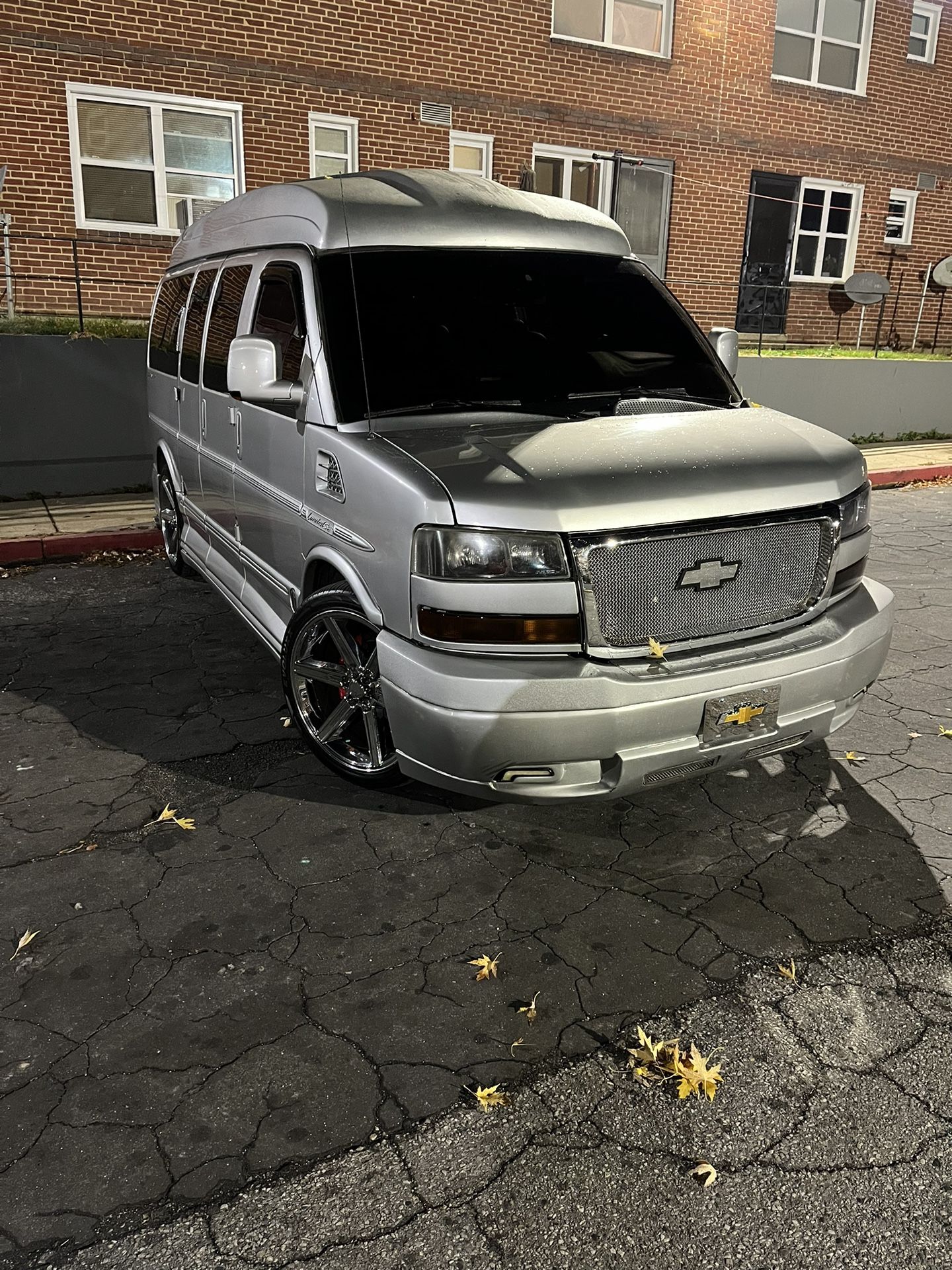 2004 Chevy Express 1500