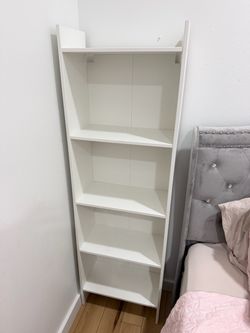 White Bookshelf 4-Tier