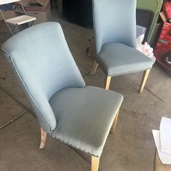 Dining table with 2 chairs