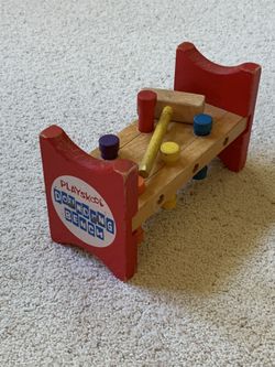 PLAYSKOOL TOY POUNDING BENCH from the 1970’s= Full Set including The Original Wooden Hammer