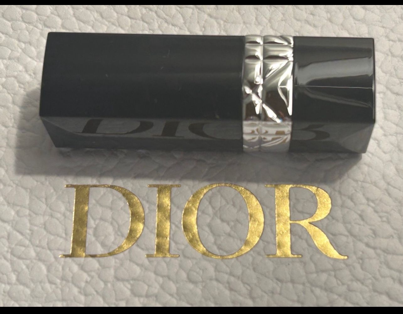 Dior rough 999 satin lipstick travel size