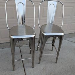Set of 2 Metal Bar Stools – Tolix Style