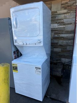 GE stackable gas dryer 27”w