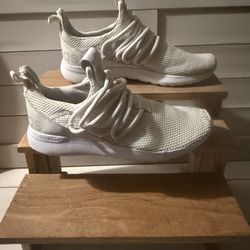 Adidas Sneakers Cloudfoam White Mesh Size 7 Mens