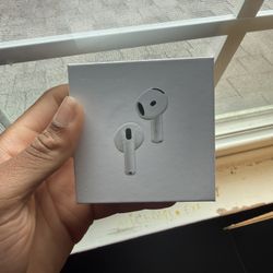AirPods 4 ANC