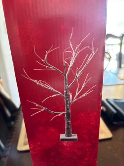 Christmas Decoration Tree In Excellent Condition With Lights Battery Operated , Ornaments And Decorations Not Included