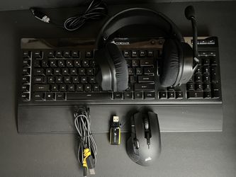 Corsair Mouse Keyboard And Gaming Headset 