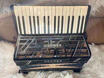 Vintage Hohner Verdi II Black Piano Accordion, 1940s-50s (Great Condition)