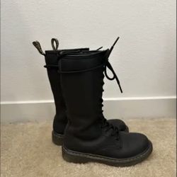 Kids Black Doc Martens Boots Size 1