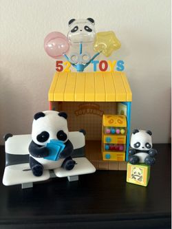 Panda Roll- Shopping Street (Toy Shop)