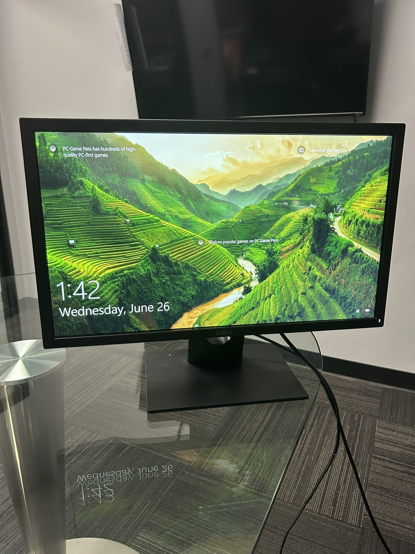 Computer Monitors Dell & Viewsonic