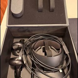 Oculus Rift S VR Headset - hardly used