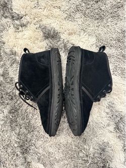 Uggs size 10 men’s