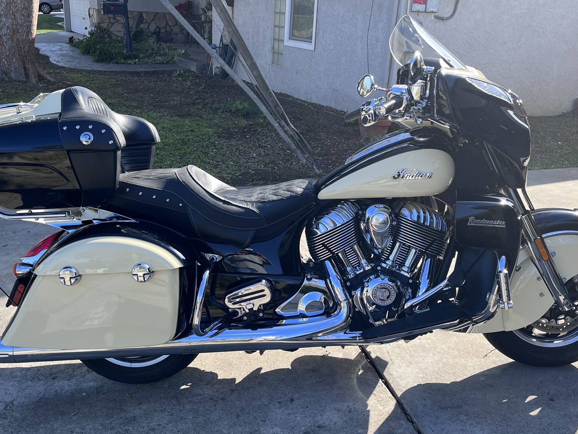 2017 indian Roadmaster for Sale in Santee, CA - OfferUp