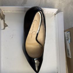 Jessica Simpson size 7