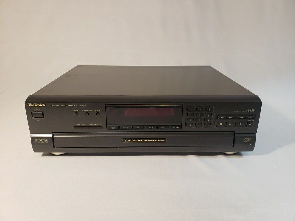 Technics SL-PD5 Stereo MASH CD Player 5-Disc Changer with Digital Output

