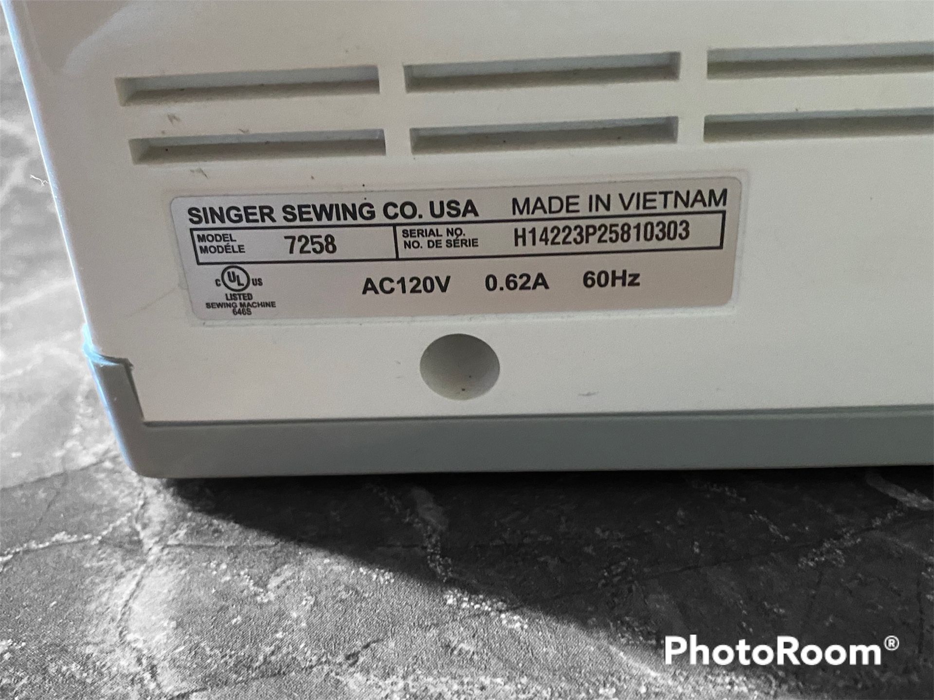 Singer Stylist Sewing Machine! for Sale in Longwood, FL OfferUp