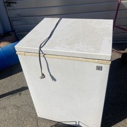 Deep freeze freezer needs repair