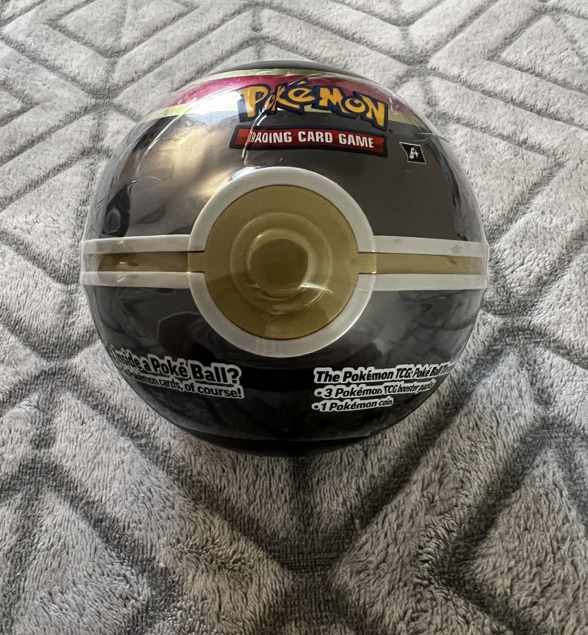 Pokemon TCG Luxury Ball Tin