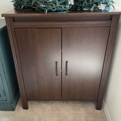 Two-shelf Cabinet with doors