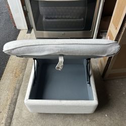 Storage Ottoman (Light Fabric)