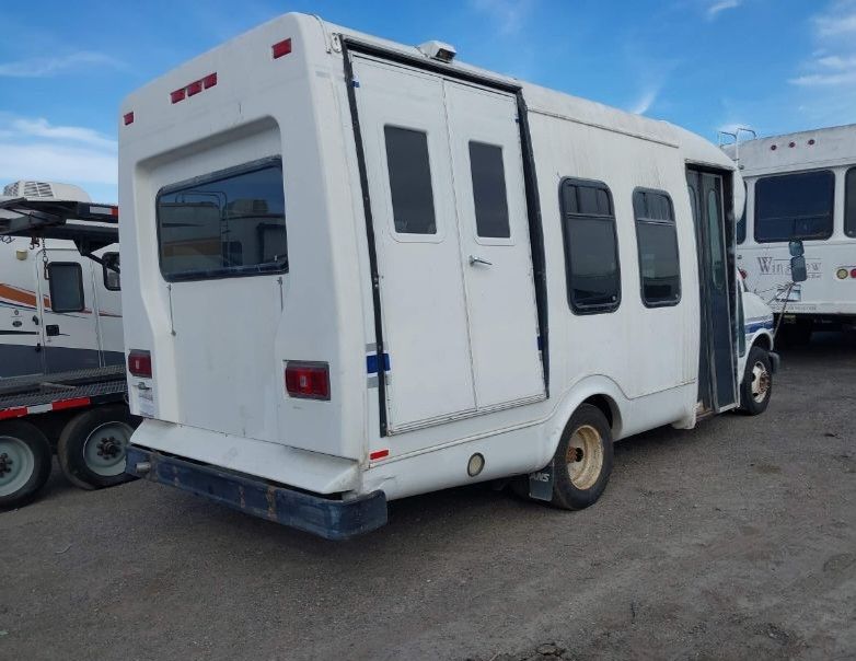 1999 Chevrolet Express 3500