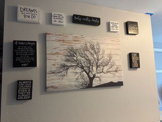 Wooden inspiration messages