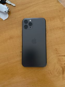 Apple IPhone 11 Pro space gray 512gb-(ATT) I’ll consider all offers I’ll even lower price if you include like a older iPhone