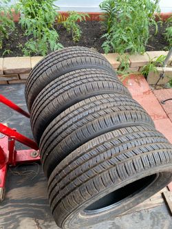 205/65/15 set of four tires like new